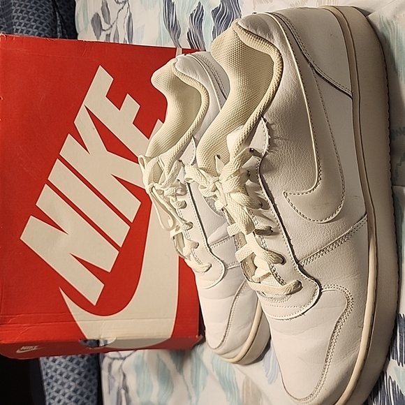 Nike Other - Men's Nike Ebernon Low